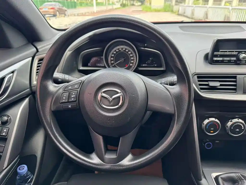 Mazda CX-4 马自达CX-4 2016款 2.0 L 手动两驱蓝天活力版
