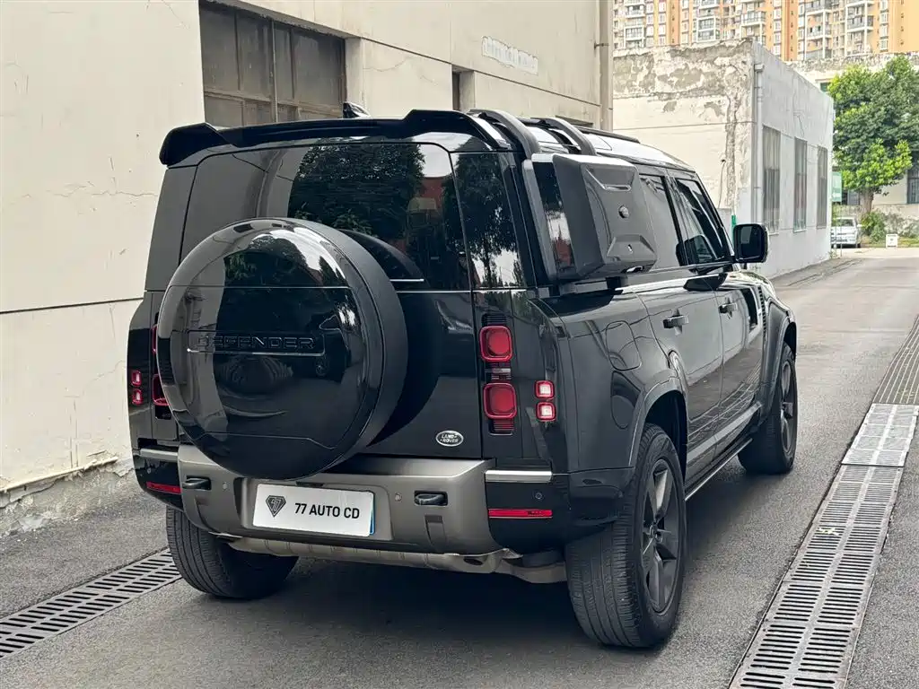 Land Rover Defender 110 P400 X-DYNAMIC HSE