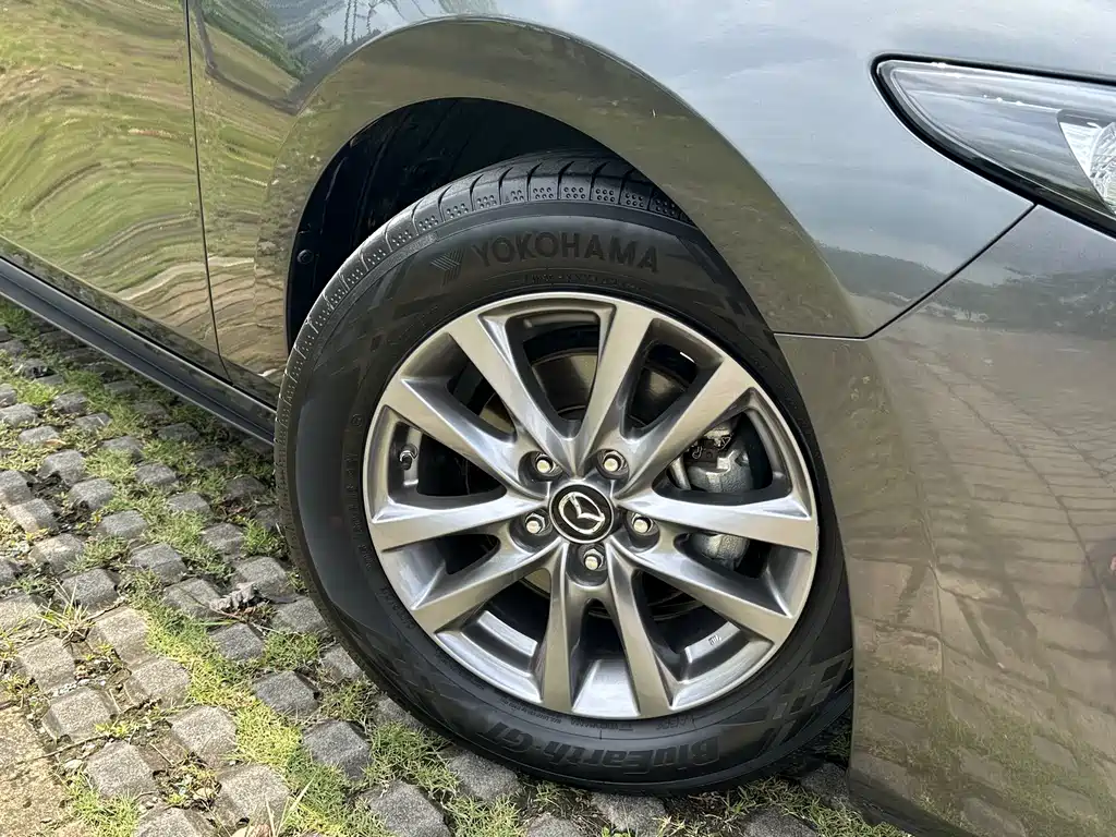 Mazda 3 Axela 马自达3 昂克赛拉 2021款 1.5 L 手动质美版