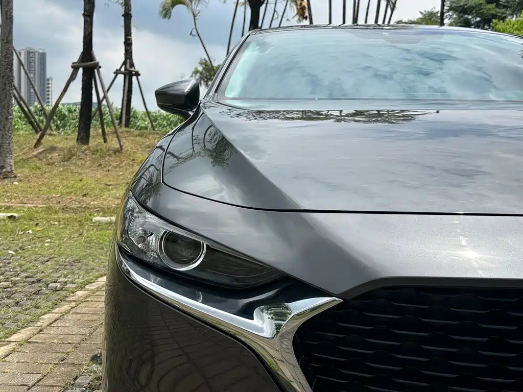 Mazda 3 Axela 马自达3 昂克赛拉 2021款 1.5 L 手动质美版