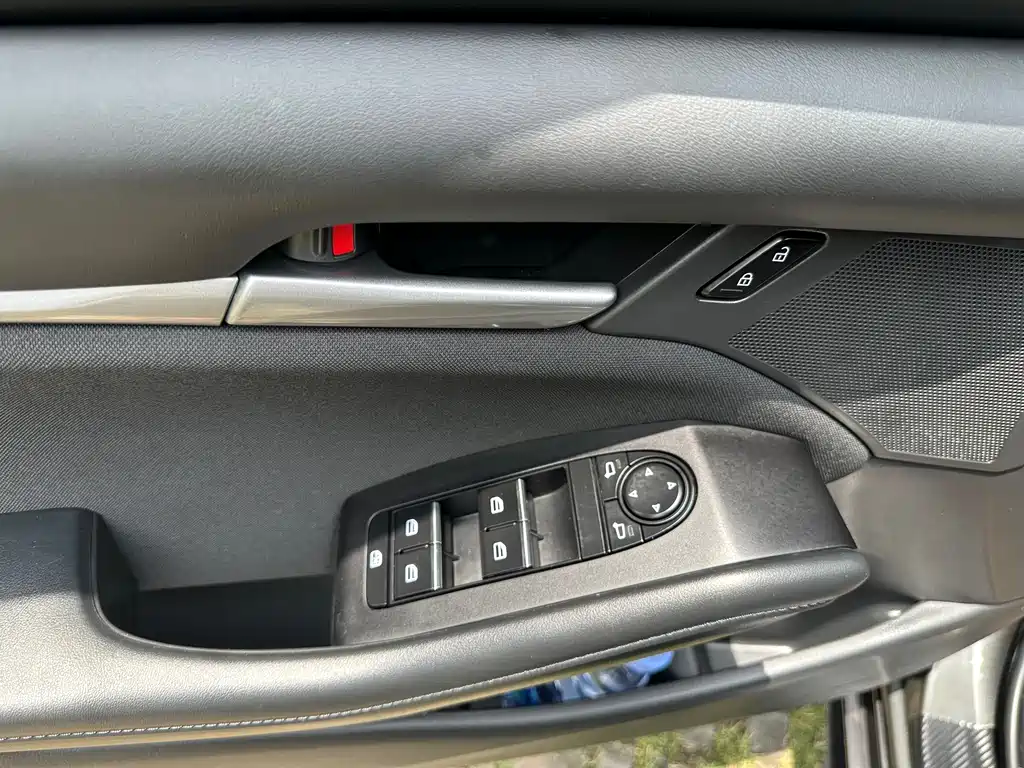 Mazda 3 Axela 马自达3 昂克赛拉 2021款 1.5 L 手动质美版