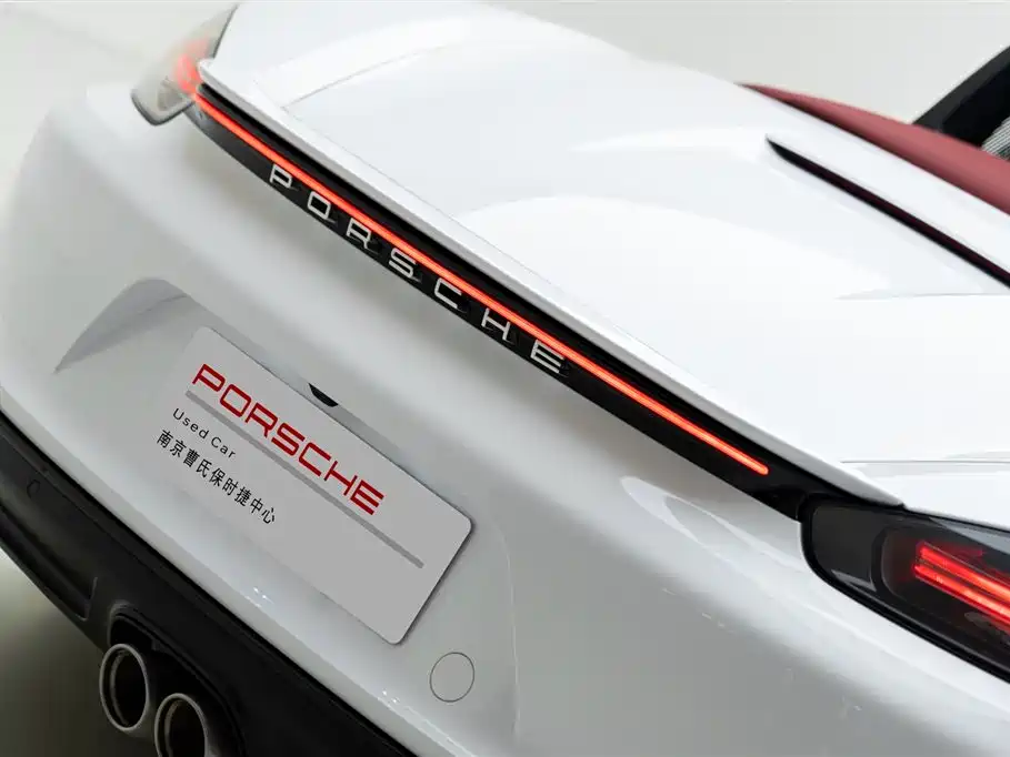 Porsche 718 Boxster 2.0 T
