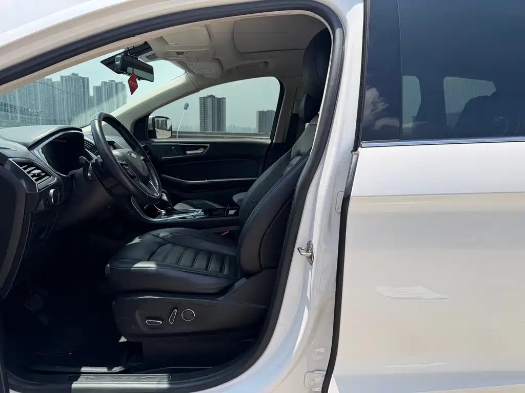 Edge 2.0 T GTDi 4 WD Grand Sharp