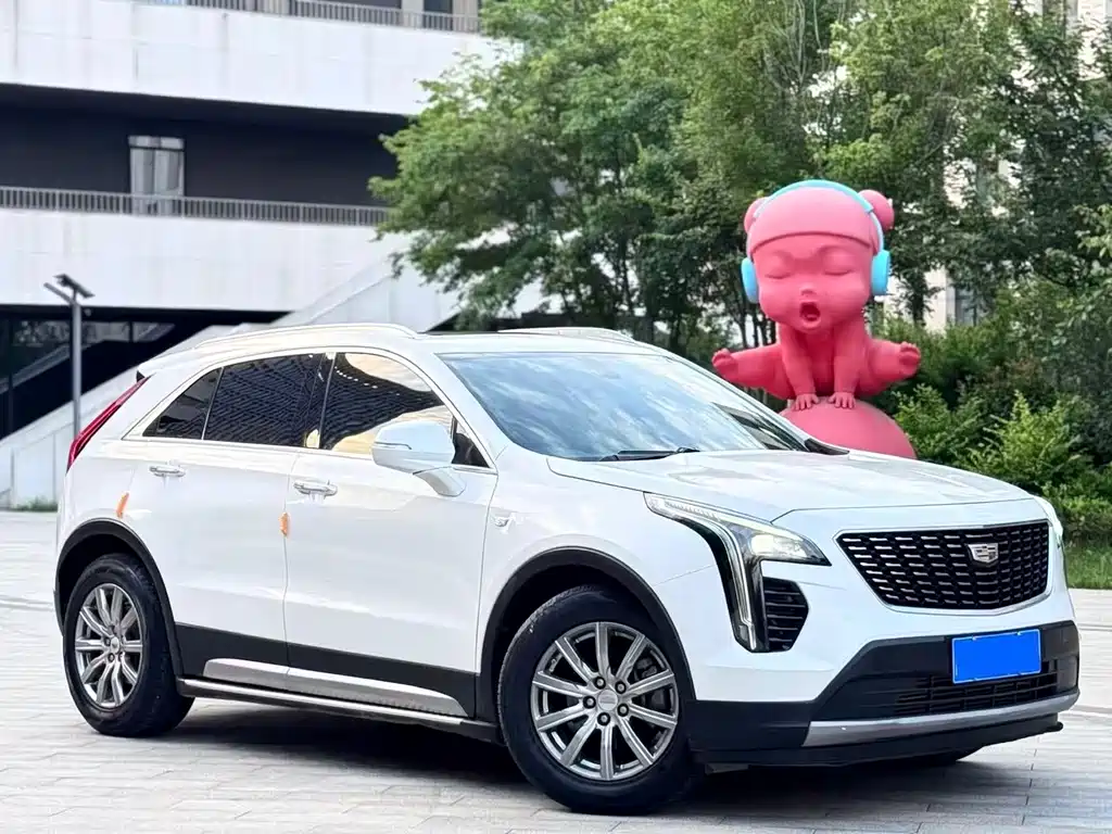 Cadillac XT4 28 T 2 WD Luxury