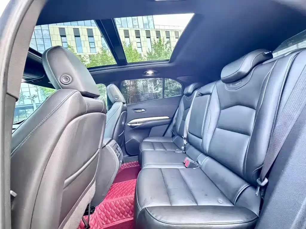 Cadillac XT4 28 T 2 WD Luxury