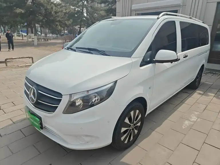 Mercedes-Benz Vito 2.0 T Business 7-seat
