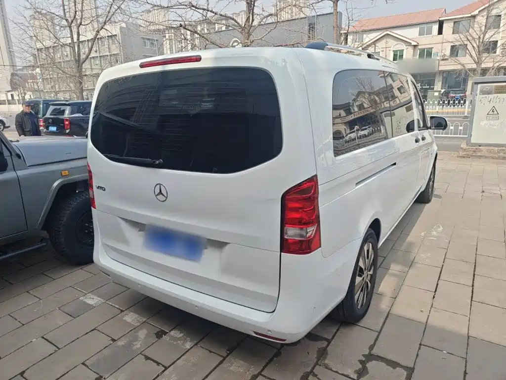 Vito 2.0 T Business 7-seat