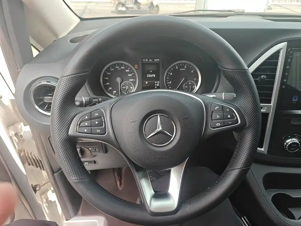 Vito 2.0 T Business 7-seat