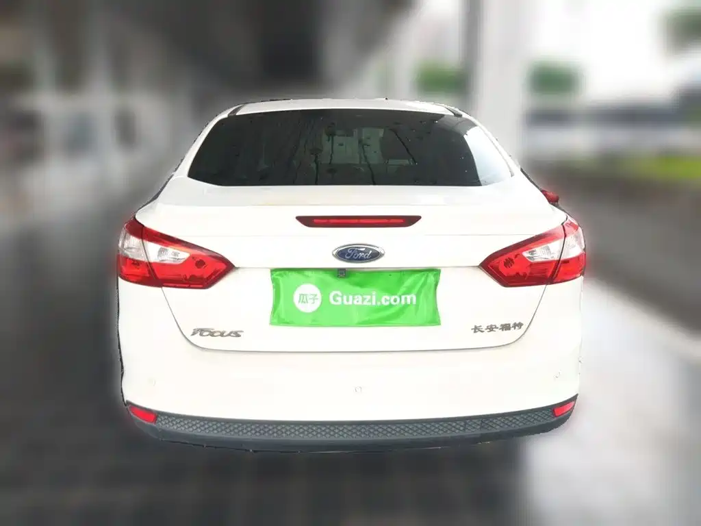 Focus Sedan 1.6 L Auto Style