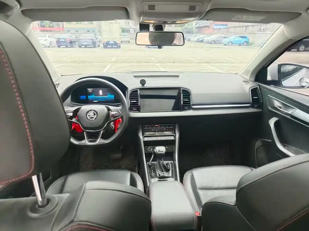 Karoq TSI280 Premium