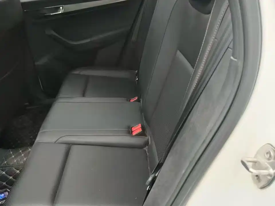 Karoq TSI280 Premium