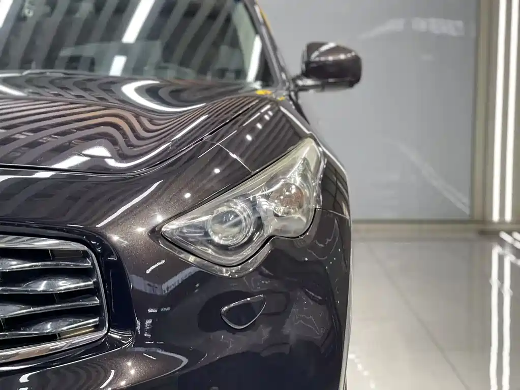Infiniti FX FX35 Transcend