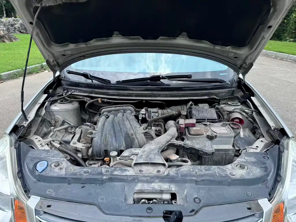 Sylphy Classic 1.6 XE Auto Leading