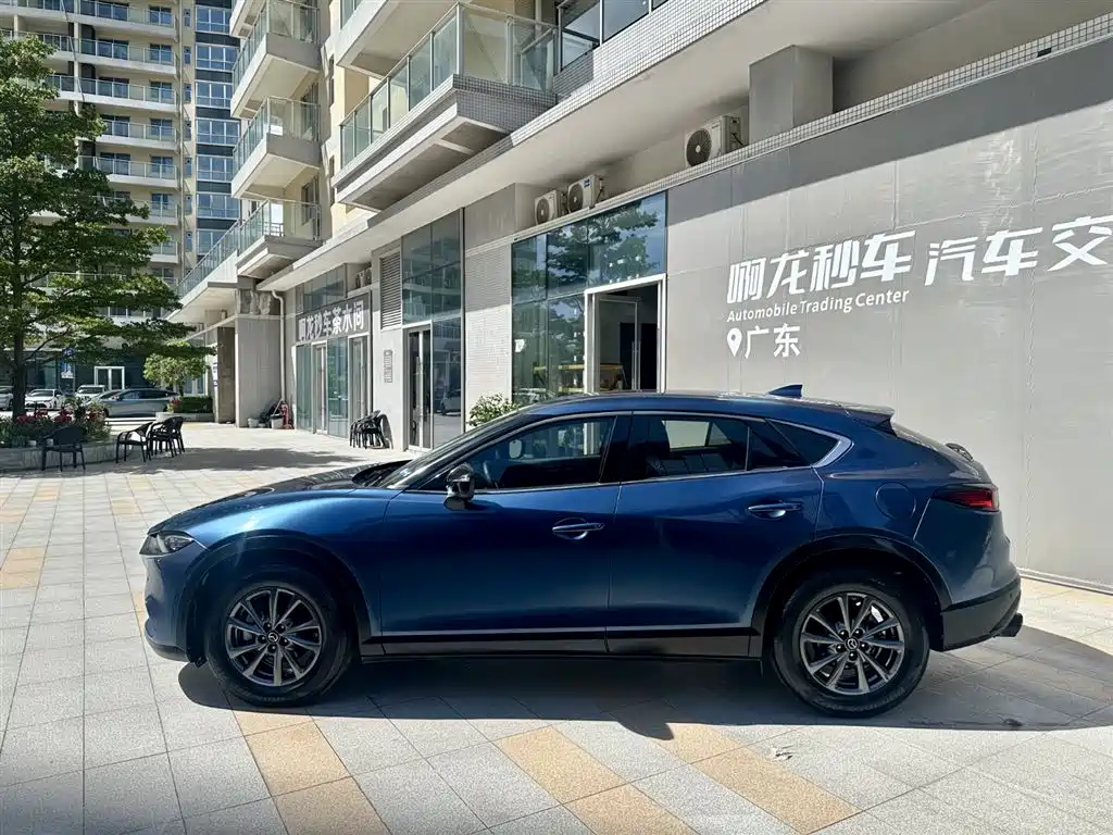 Mazda CX-4 2.0 L Auto 2 WD Blue Sky Explorer
