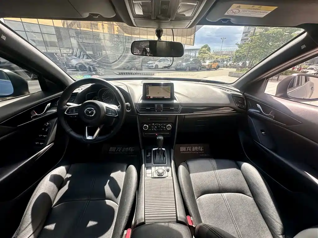 Mazda CX-4 2.0 L Auto 2 WD Blue Sky Explorer