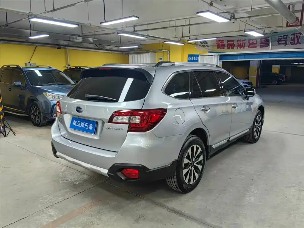 Outback 傲虎 2017款 2.5 i 运动导航版