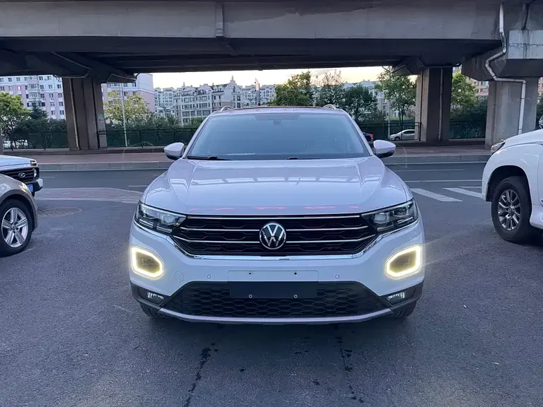 Volkswagen T-ROC 280 TSI DSG 2 WD R-Line Pro PLUS