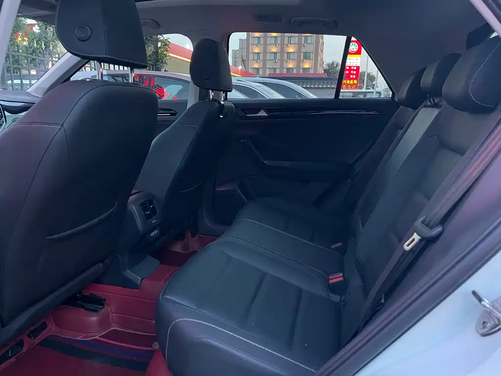 T-ROC 280 TSI DSG 2 WD R-Line Pro PLUS