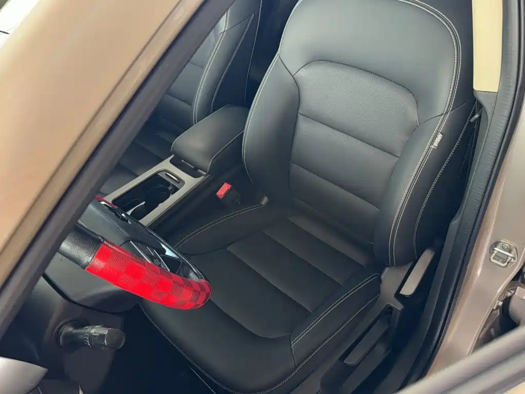 Emgrand GS Grace 1.3 T Auto Leading Style
