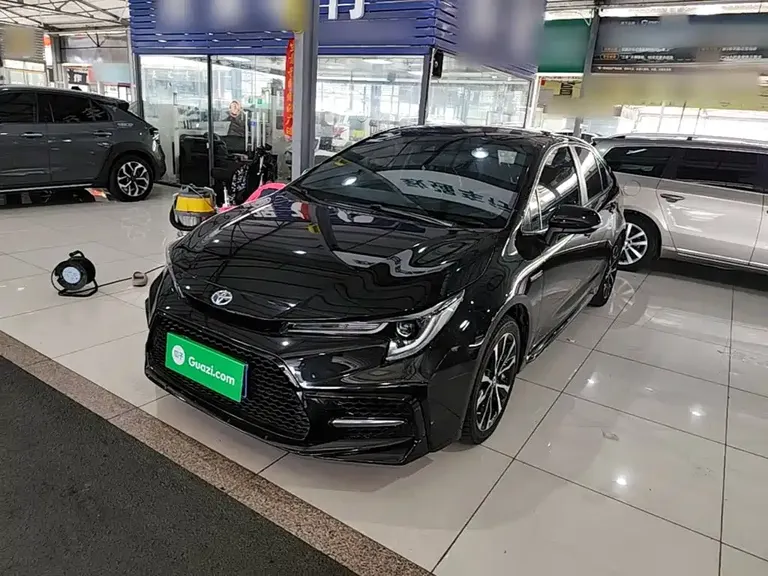 Toyota Levin Dual Engine 1.8 H E-CVT Sport