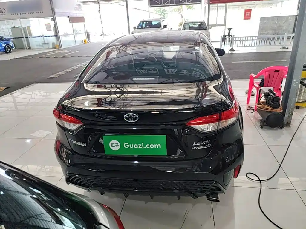 Levin Dual Engine 1.8 H E-CVT Sport
