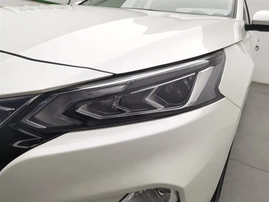Teana 2.0 L XL Comfort