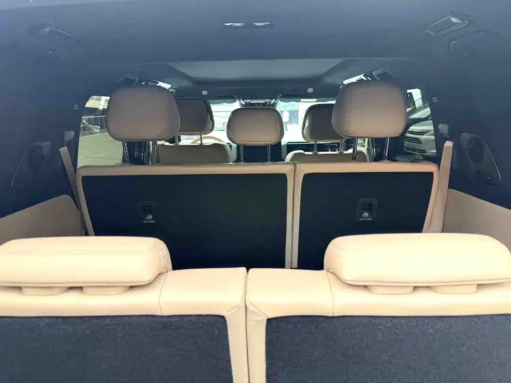 Leopard 8 Brave Flagship 7-seat