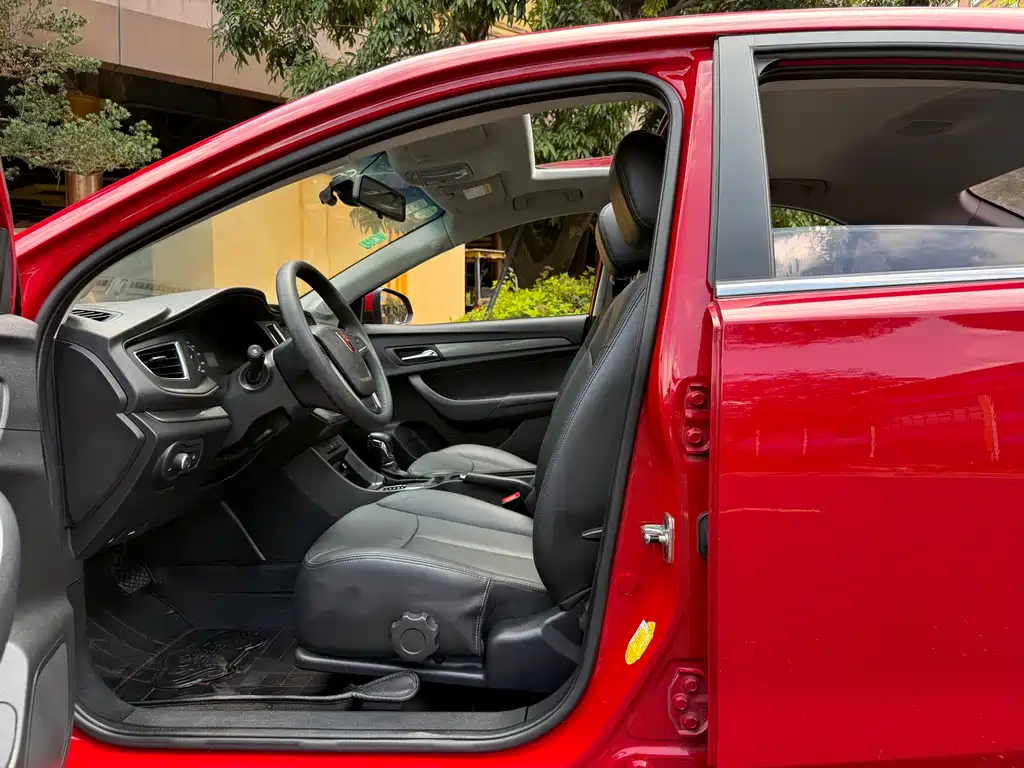 Roewe 360 1.5 L Auto Luxury