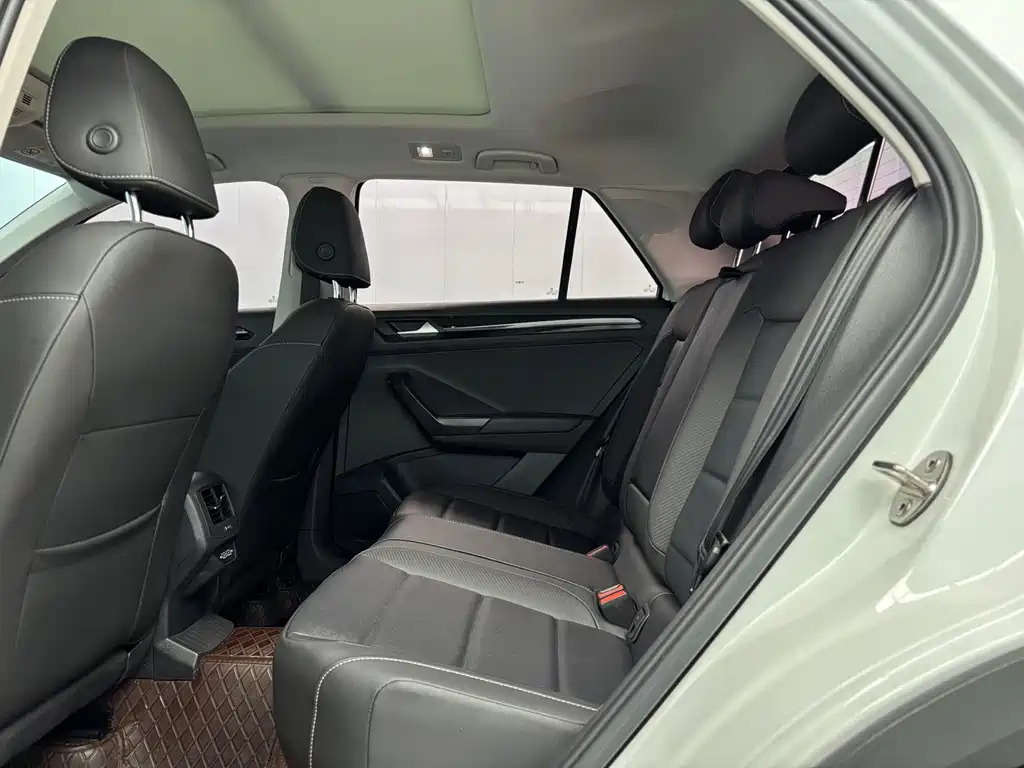 T-ROC 280 TSI DSG 2 WD Comfort Enjoyment PLUS