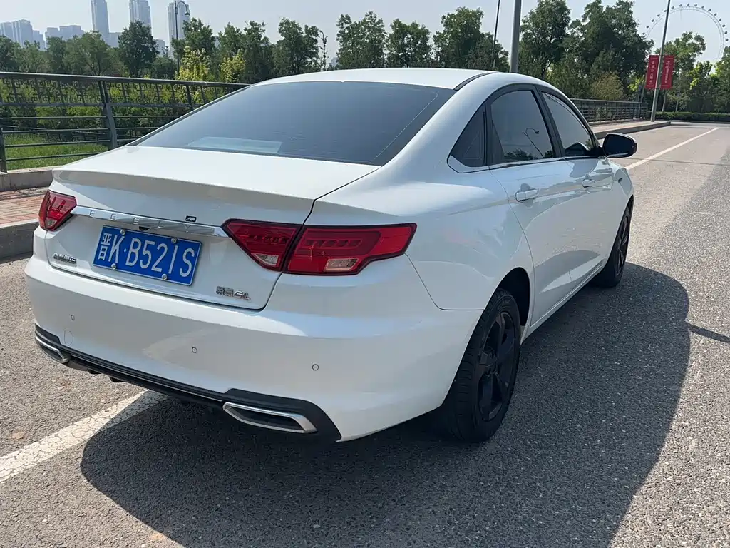 Emgrand GL 1.4 T DCT Elite Connected