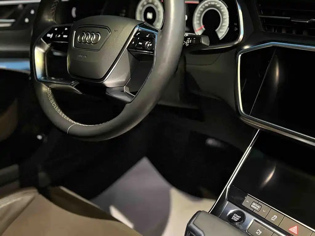 Audi A7 L 45 TFSI S-line Build Dream Crystal Flow Package