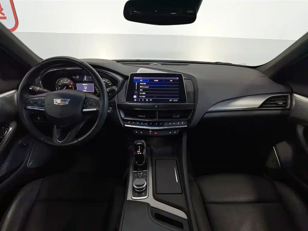 Cadillac CT5 28 T Luxury (Standard)