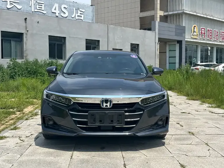 Honda Accord Sharp· Hybrid 2.0 L Sharp Leading