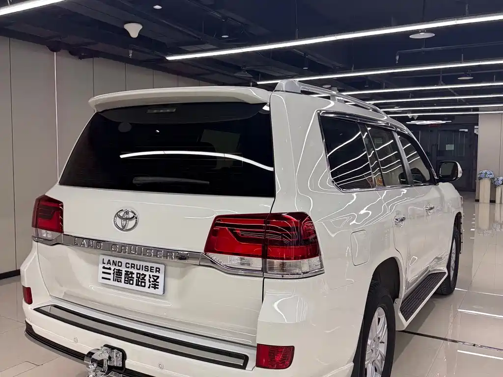 Land Cruiser (Import) 4.0 L Middle East