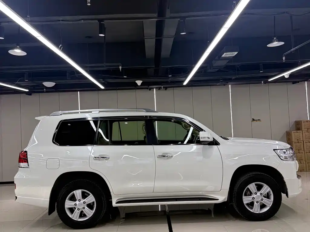 Land Cruiser (Import) 4.0 L Middle East