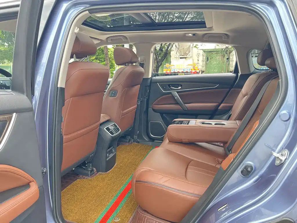 Avancier 370 TURBO 4 WD Supreme