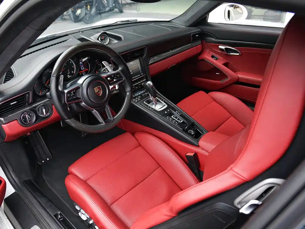 Porsche 911 Turbo S 3.8 T