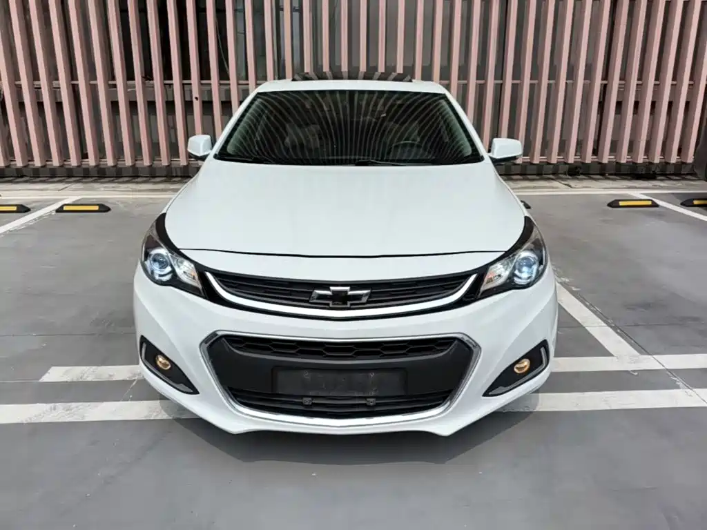 Malibu 2.0 L Auto Luxury