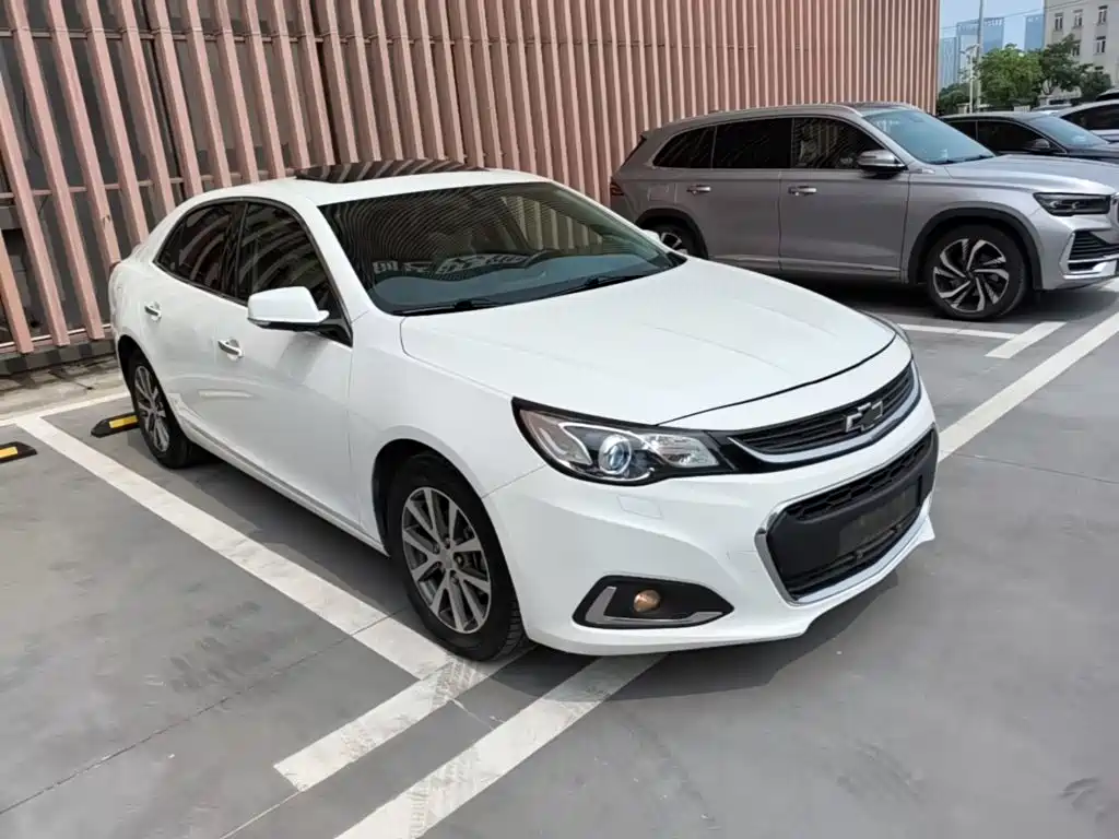 Malibu 2.0 L Auto Luxury