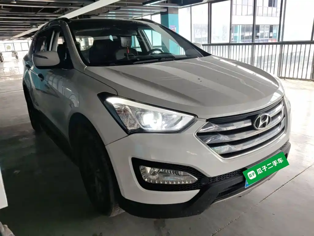 Santa Fe 2.0 T Auto 2 WD Intelligent 5-seat