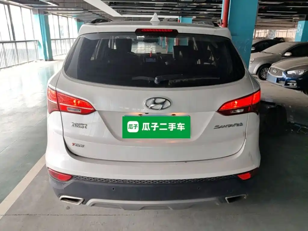 Santa Fe 2.0 T Auto 2 WD Intelligent 5-seat