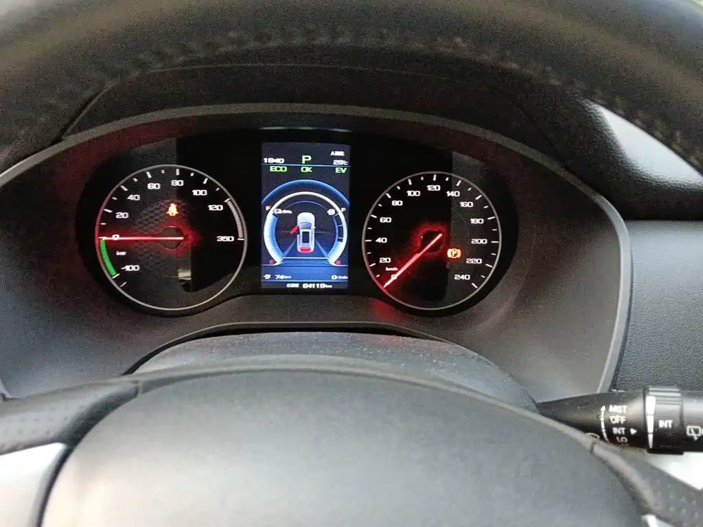 Song NEV 宋新能源 2019款 宋DM 1.5 TID 智联锐动型