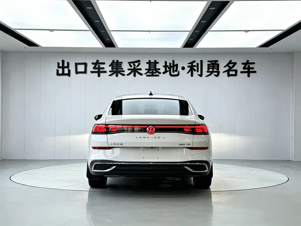 Lamando Lamando L 280 TSI DSG Spicy Cool