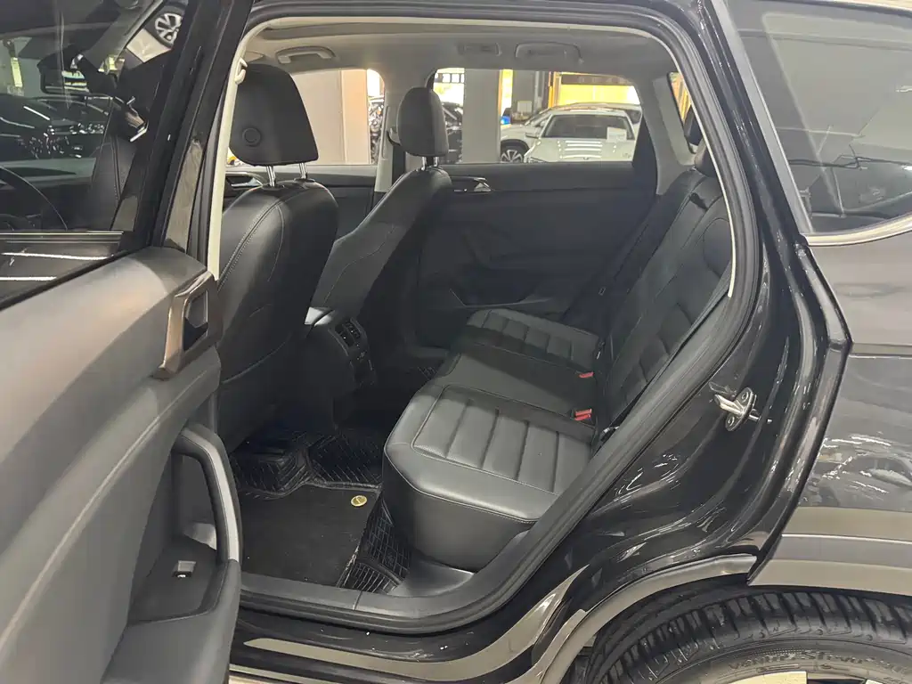 Tharu 280 TSI 2 WD Luxury