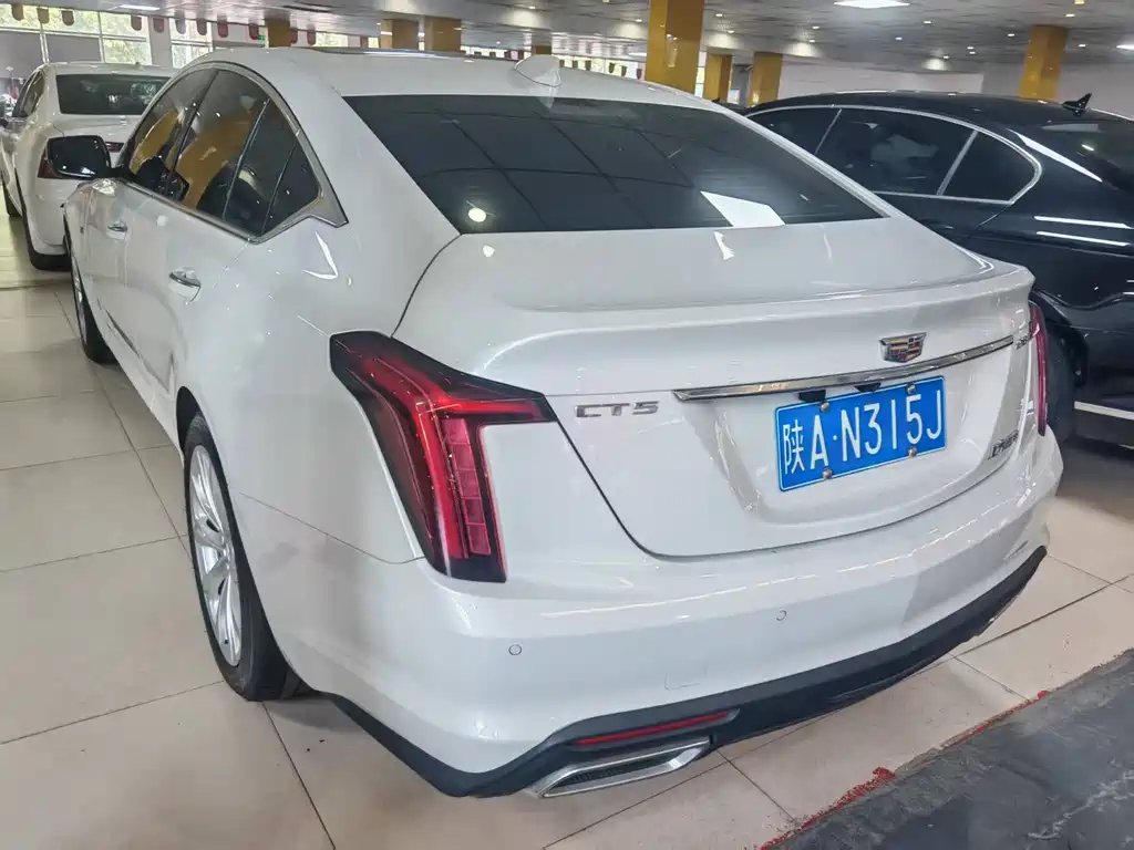 Cadillac CT5 28 T Luxury