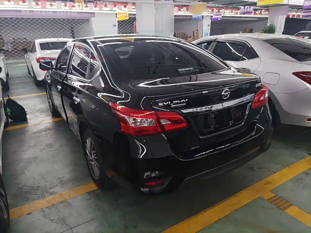 Sylphy Classic 1.6 XE CVT Comfort