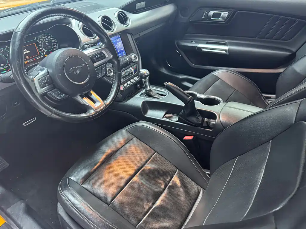 Mustang 2.3 L EcoBoost Performance Reinforced