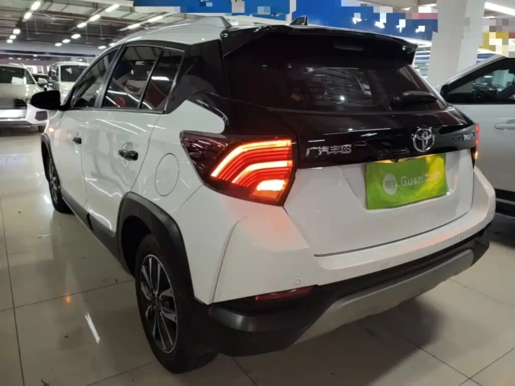 YARiS L Zhixuan Zhixuan X 1.5 L CVT Luxury PLUS