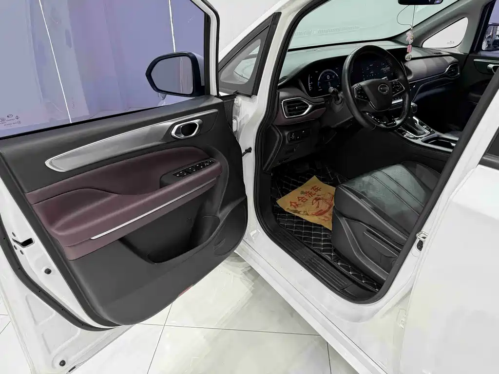 GAC Trumpchi M6 PRO 270 T Auto Luxury
