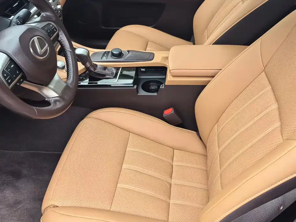Lexus ES 200 Elite